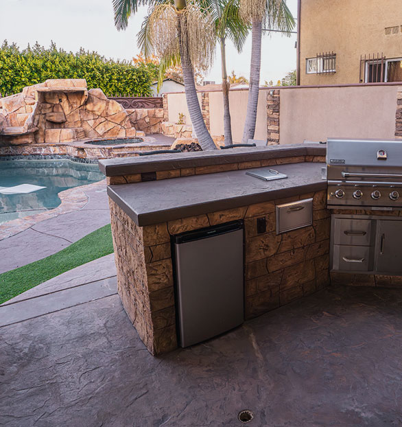 Outdoor kitchen and BBQ area at our sober living home in Los Angeles